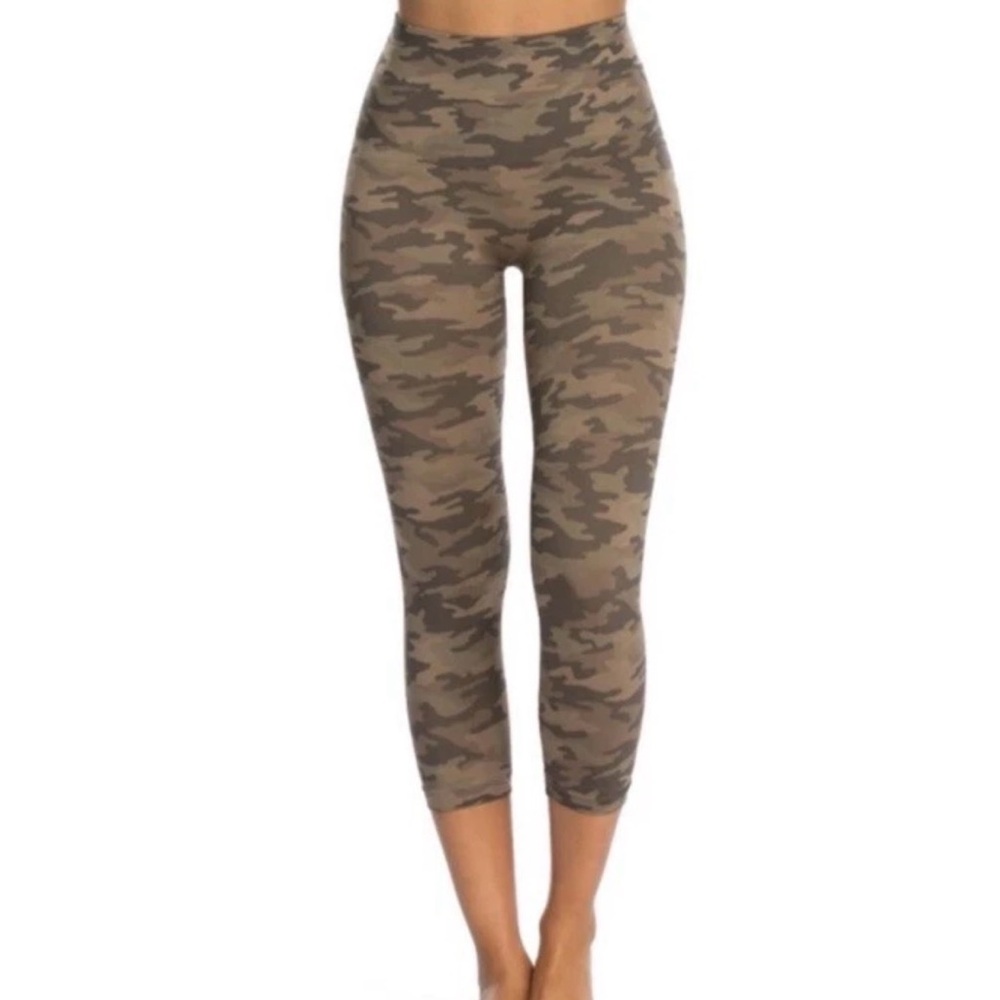 SPANX✨ Look At Me Now Seamless Leggings Camo High Waisted